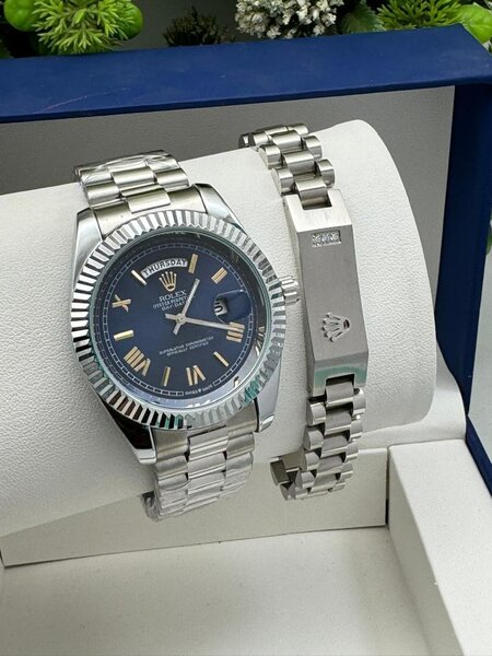 Rolex watch with bracelet
