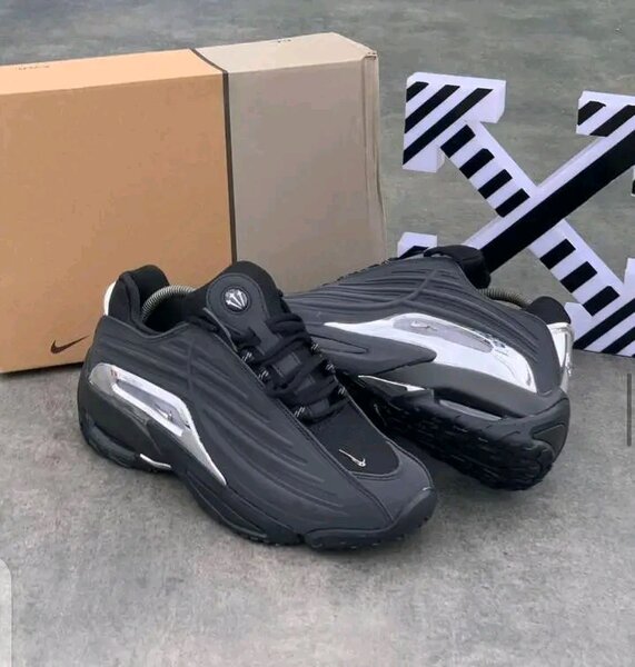 Sneakers noirs élégants