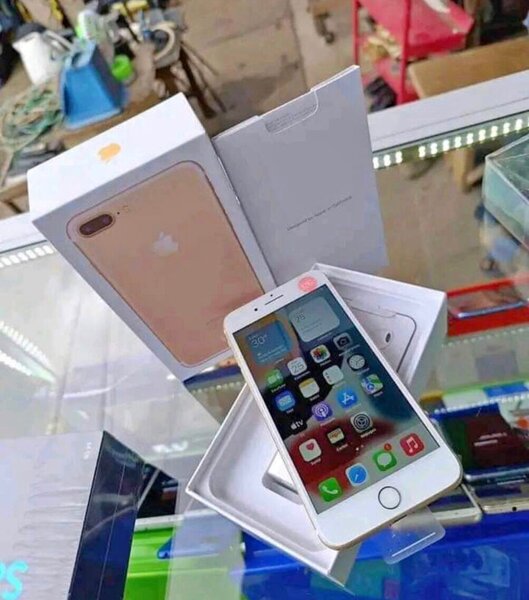 iPhone 7 Plus 64GB Or