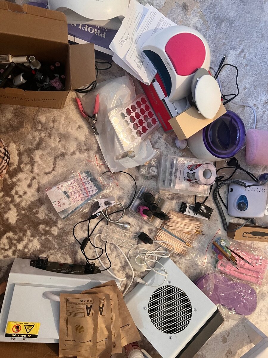 Продаю маникюрные принадлежности