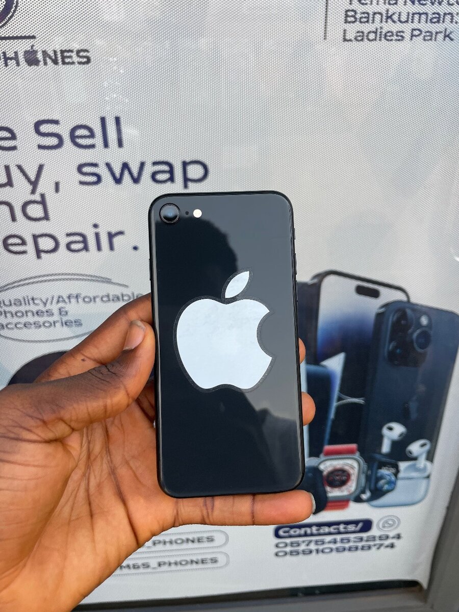 iPhone SE 2 Gen 128gig