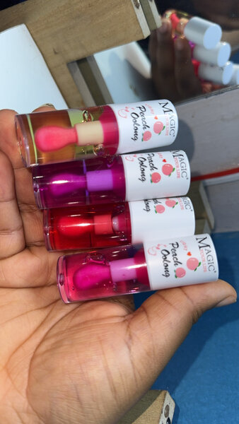 Rouge à lèvres liquide magique