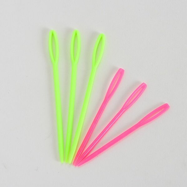 Aiguilles à tricoter en plastique