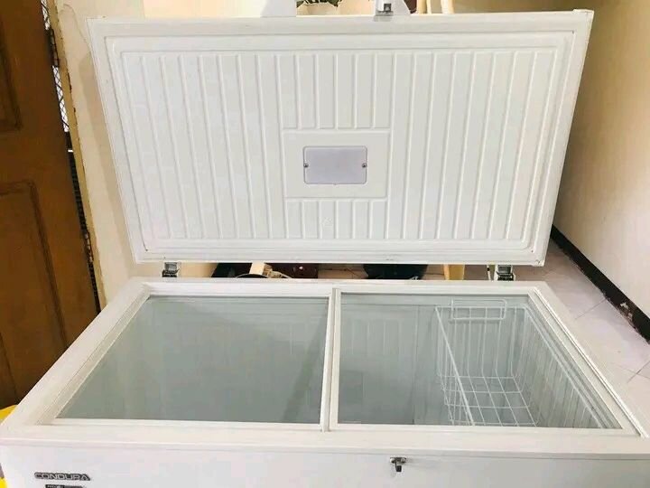 Chest freezer 200ltrs