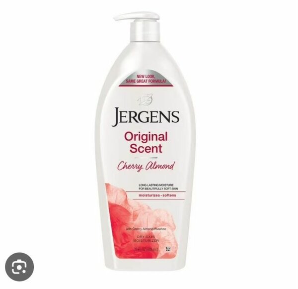 Jergens Original Scent Cherry Almond lotion