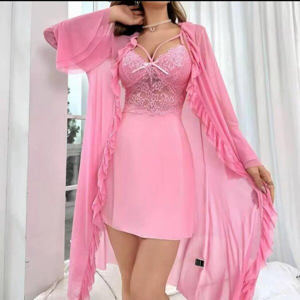 Ensemble nuisette en dentelle rose