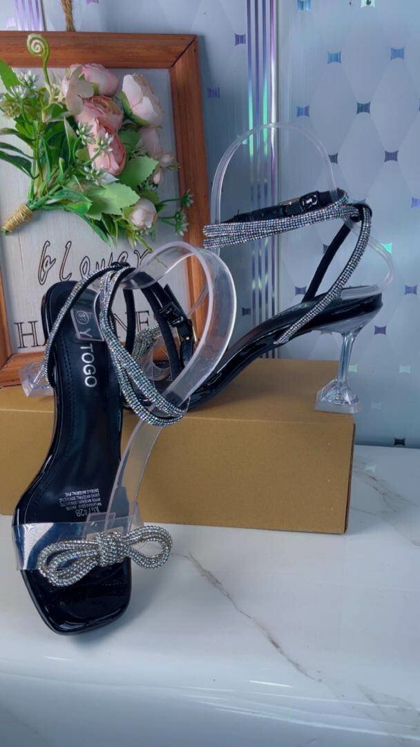 Sandales élégantes à talons hauts