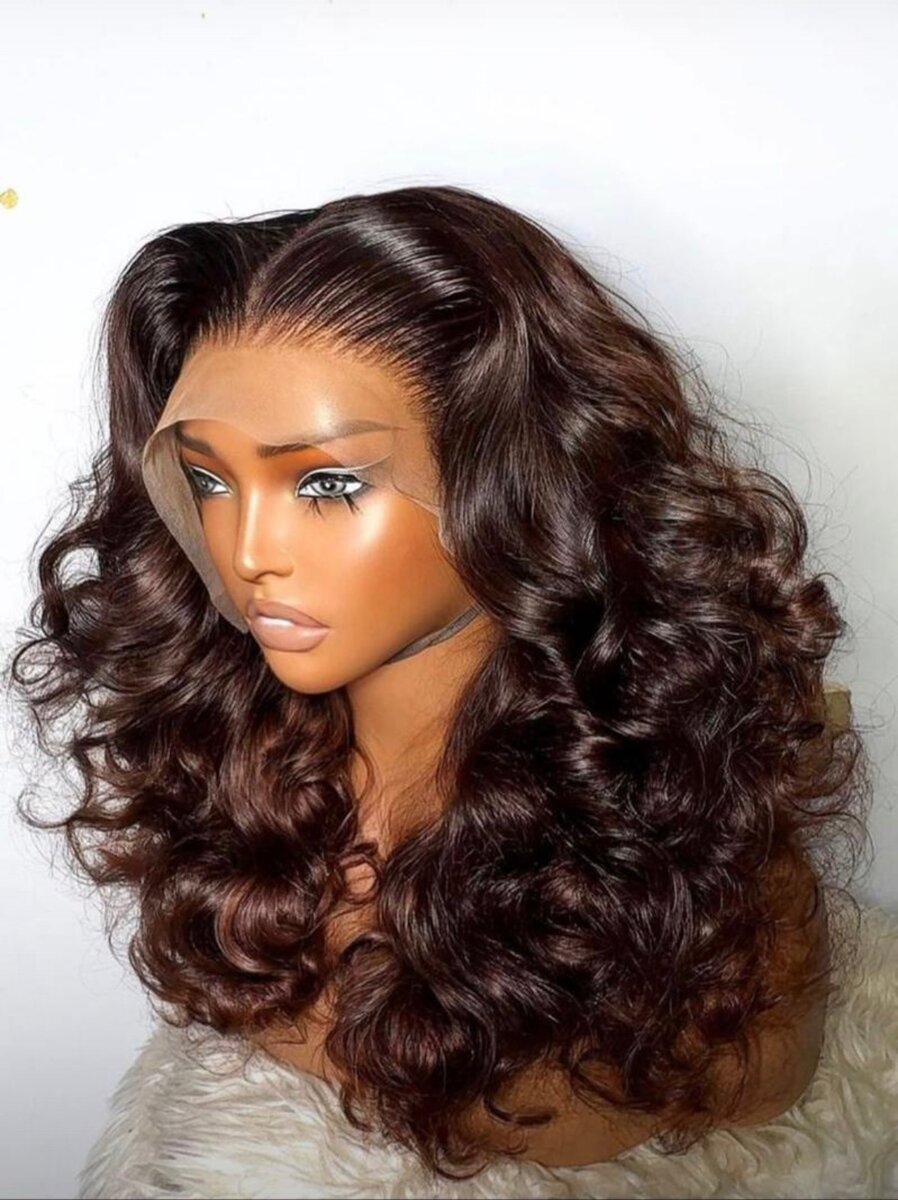 Perruque en dentelle ondulée