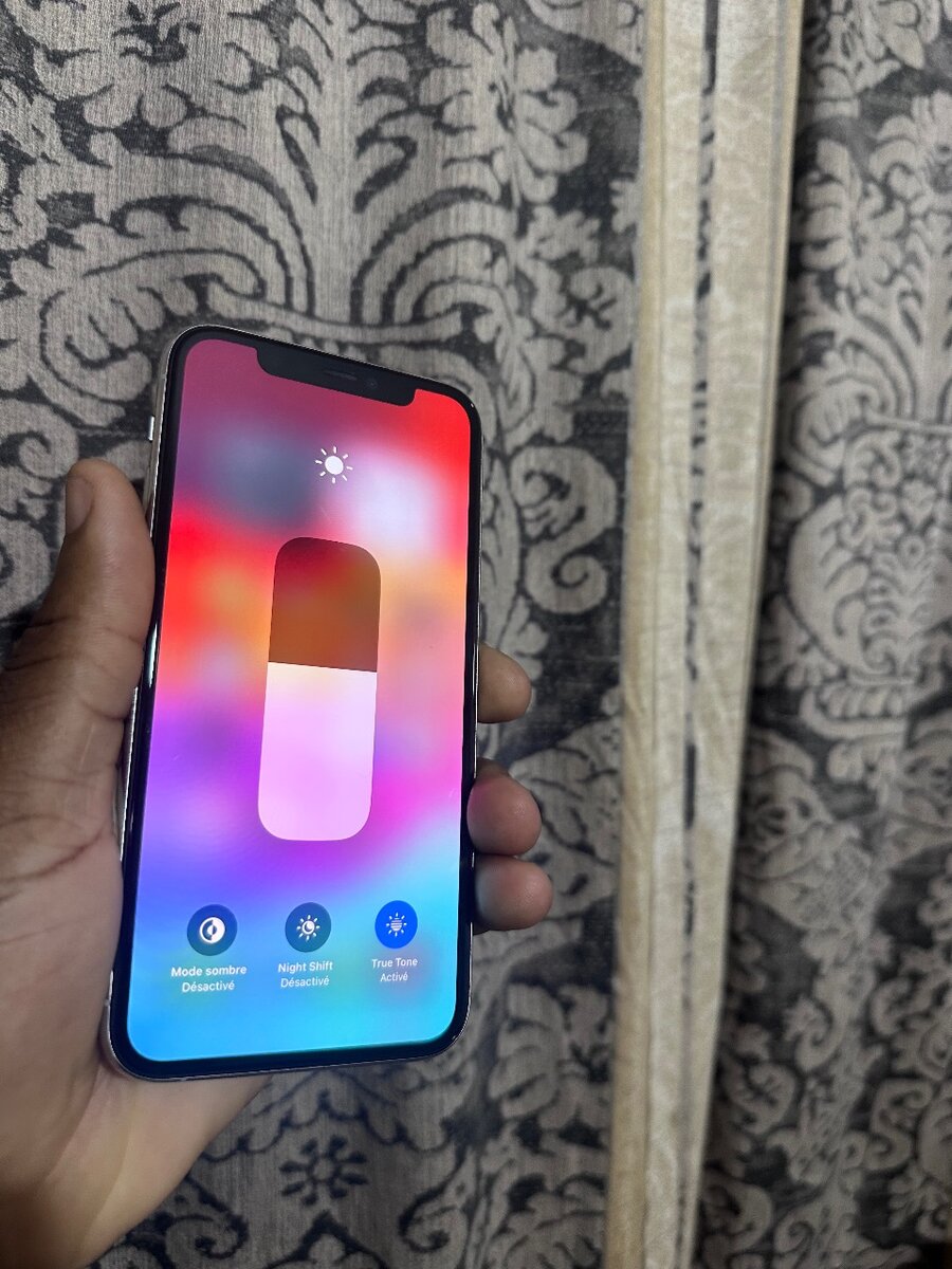 iPhone 11 Pro 64g quasi neuf