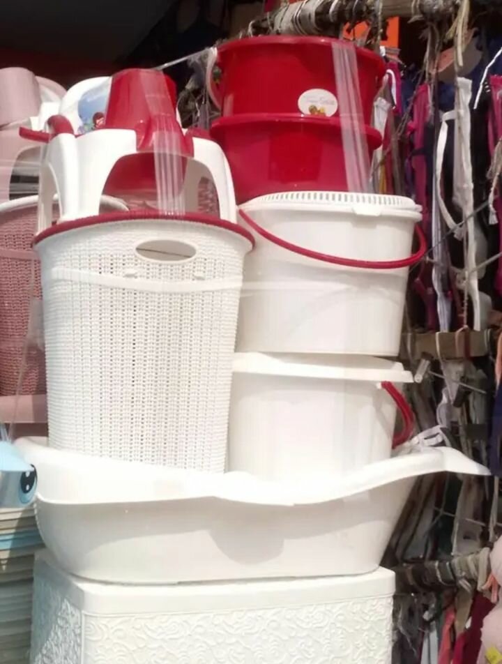 Set de Bacs à Linge et Seaux
