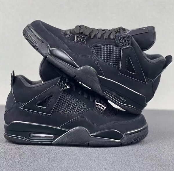 Black Jordan 4s
