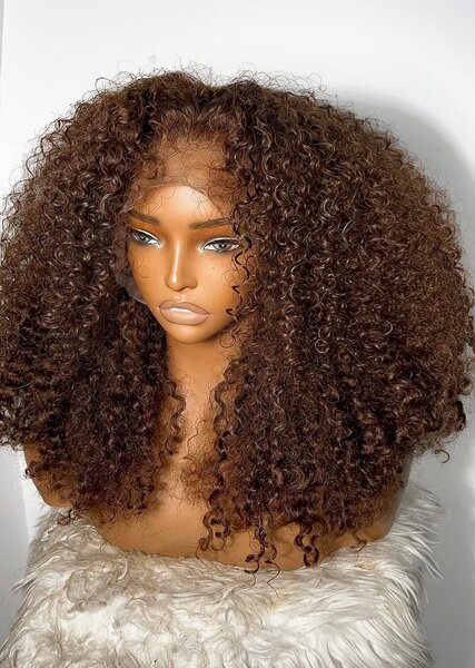 Perruque Bouclée Naturelle
