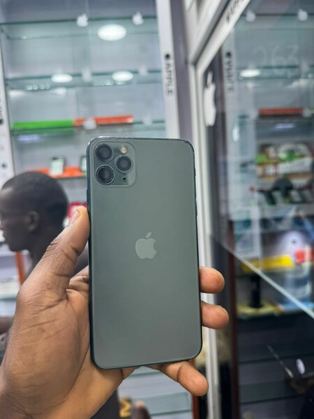 11 pro max sans ID 64Go