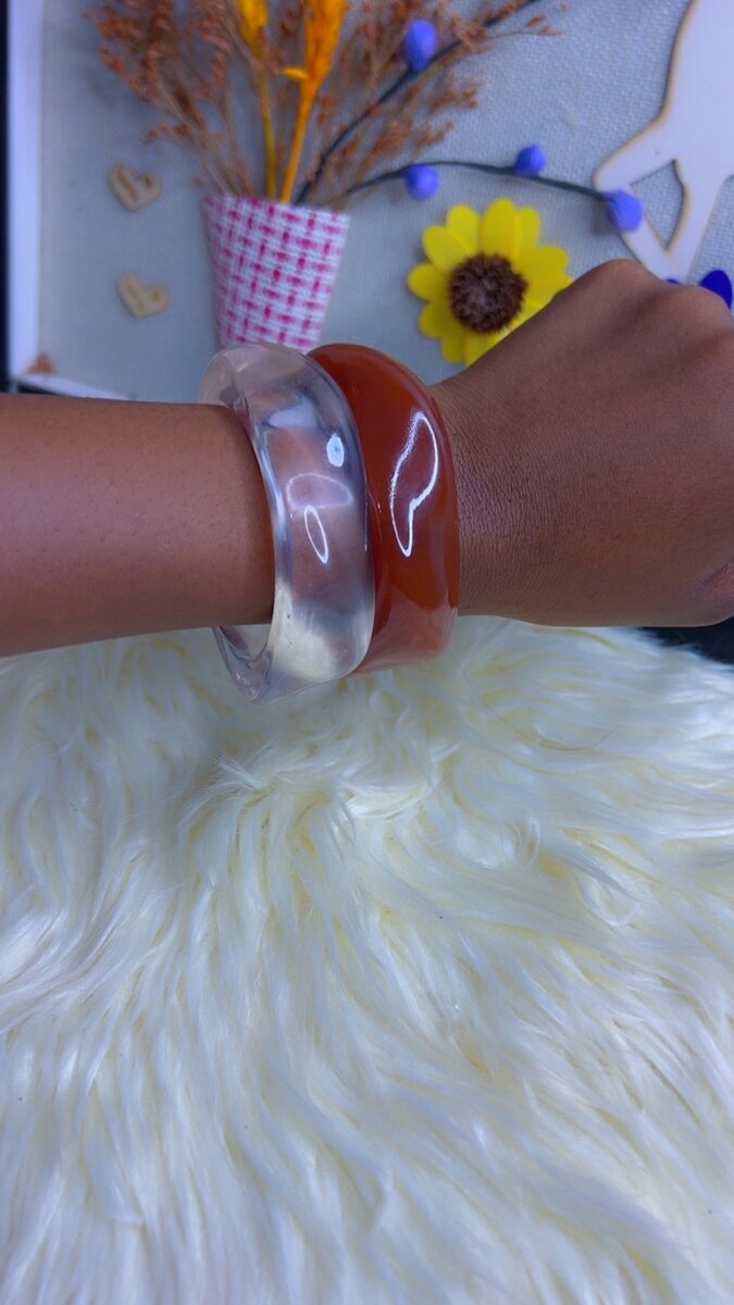 Acrylic resin bangles