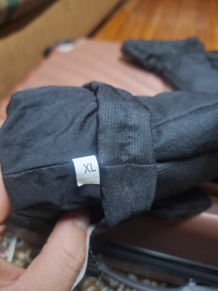 Перчатки очень теплые новые!