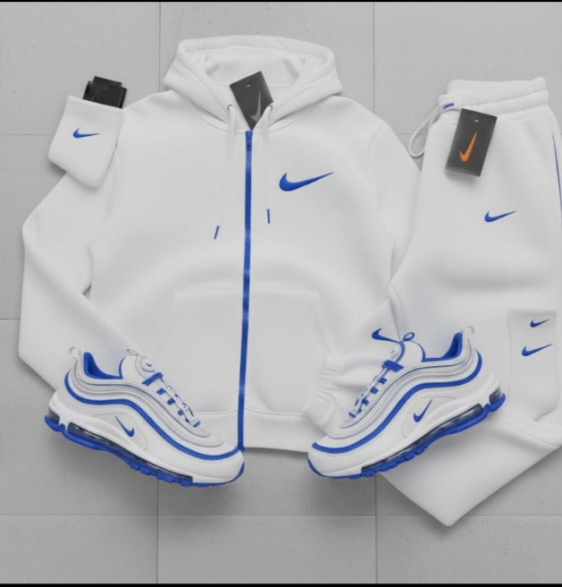 Ensemble sportif Nike complet