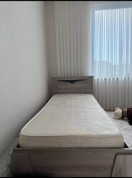 Кровать односпальняя