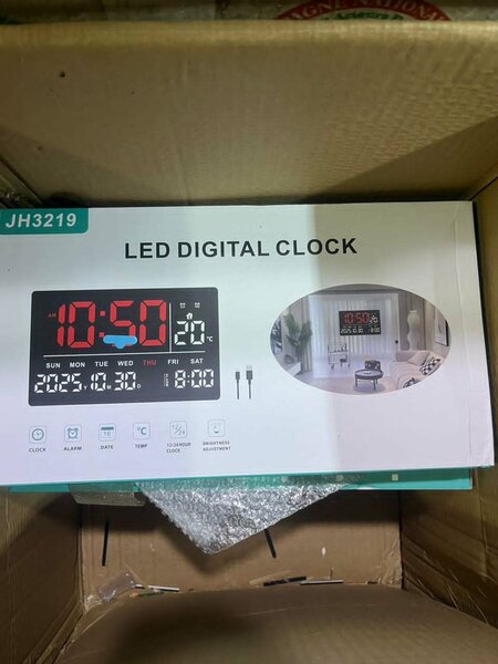 Horloge LED numérique multifonction