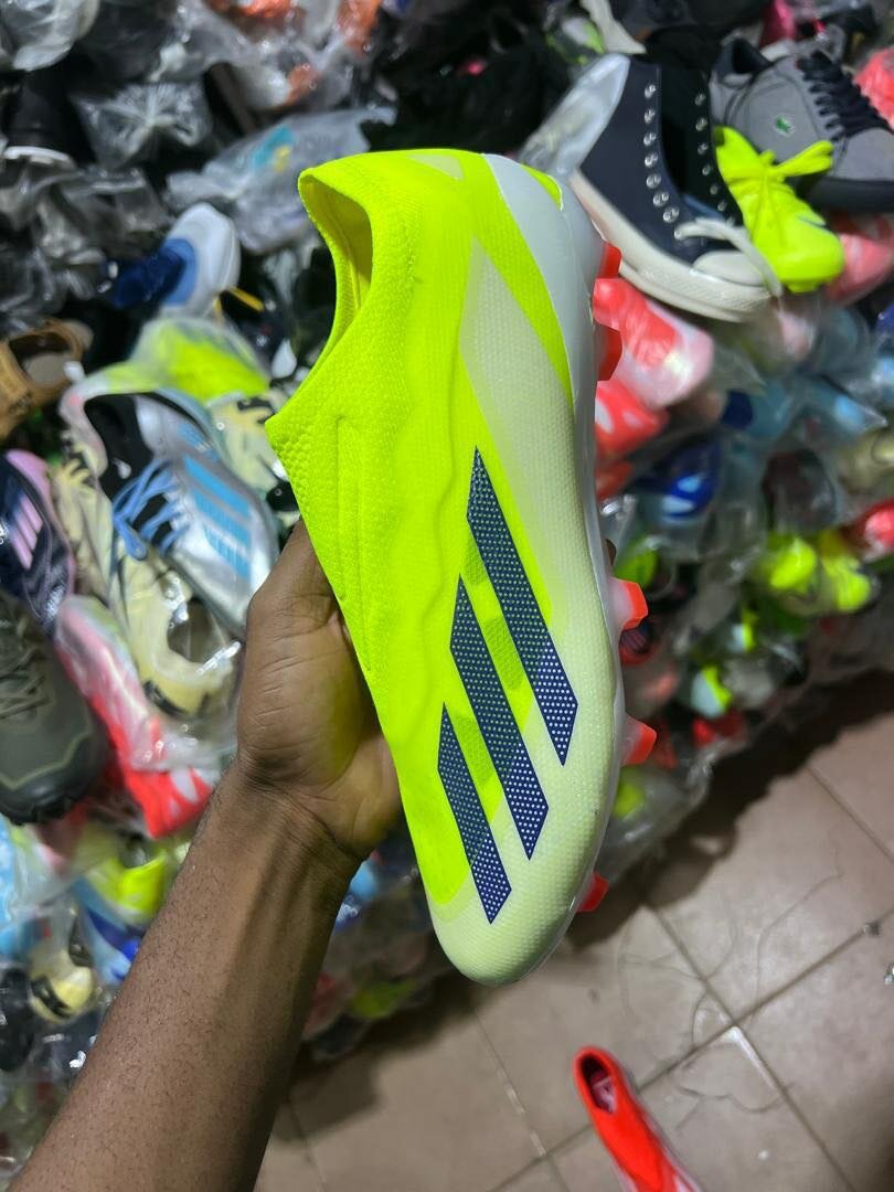 Chaussures de Football Haute Performance