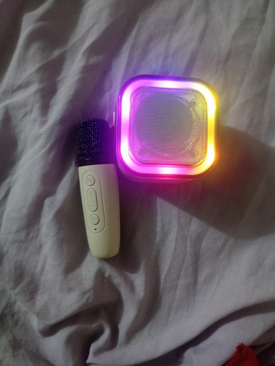 Mini Karaoké LED Portable