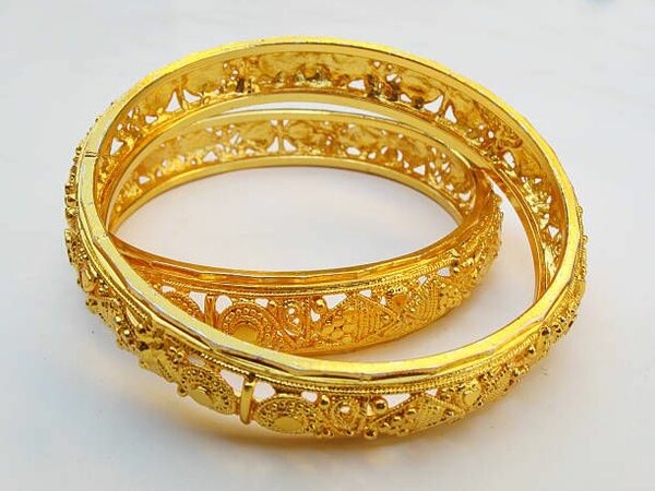 Ladies bracelet