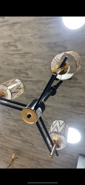 Lampe à suspension moderne en noir et or