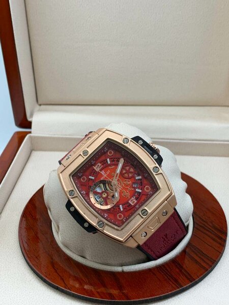 Unique watch