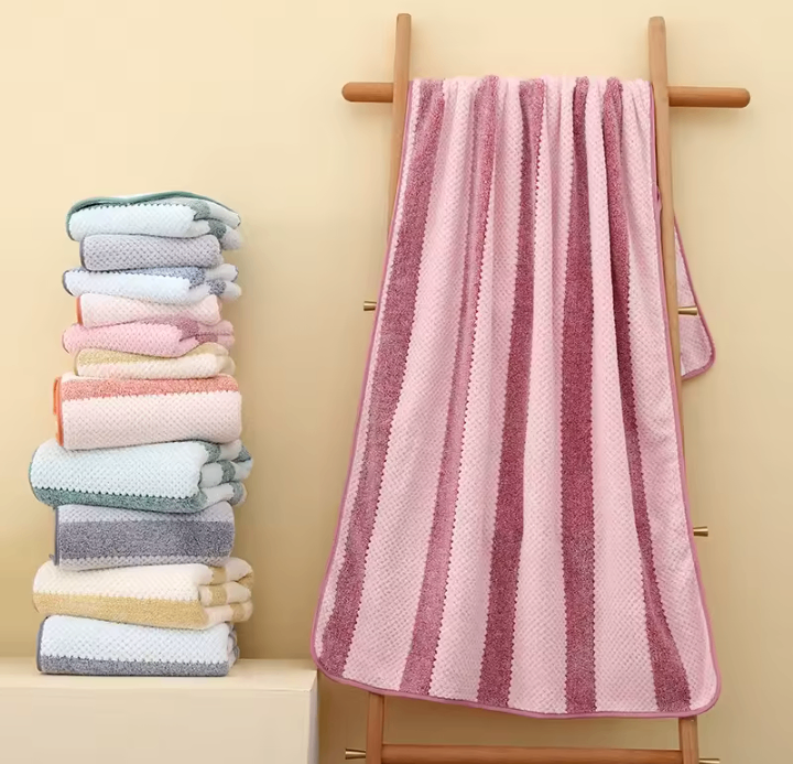 Soft and Absorbent Hand Towels, Thick Bath Towel