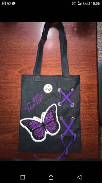 Customized tote  bags ,scrunchies ,hair bows ,hair bonnets
