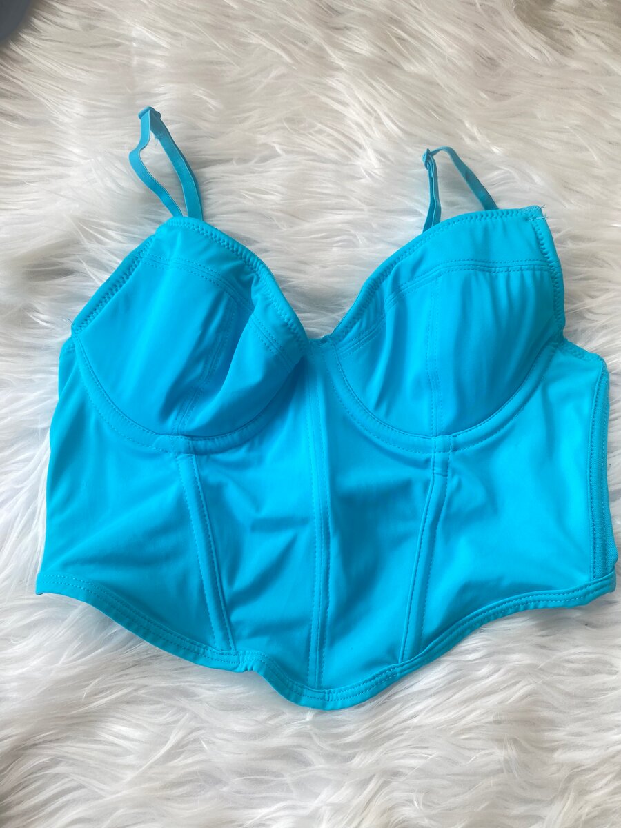 Bustier bleu lumineux