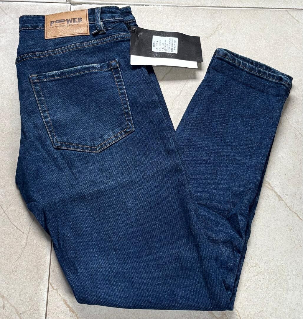 Jeans slim fit pour hommes