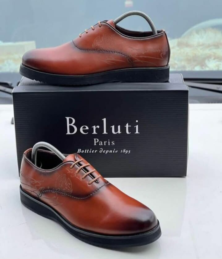 Chaussures en cuir Berluti élégantes