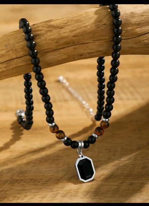 Colliers élégants pour hommes