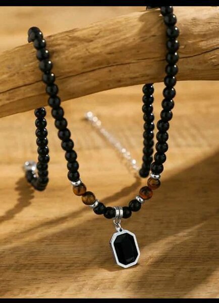 Colliers élégants pour hommes