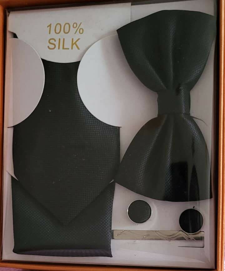 Ensemble cravate et nœud papillon en soie