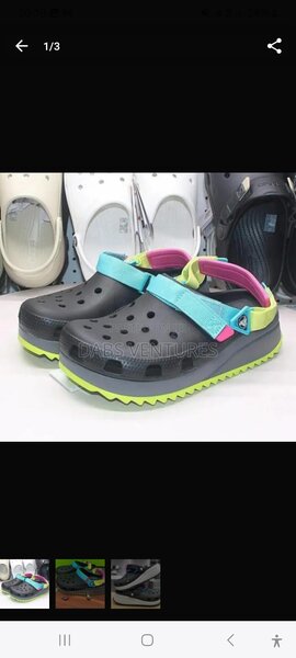 Quality trending crocs sandals