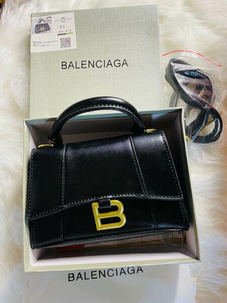 Sac BALENCIAGA en coffret