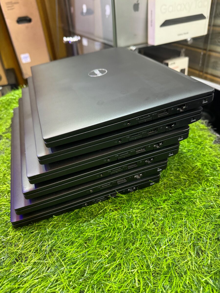 Dell Latitude 7300 RAM 16GB (8 GEN) SSD 256GB KEYBOARD LIGHT