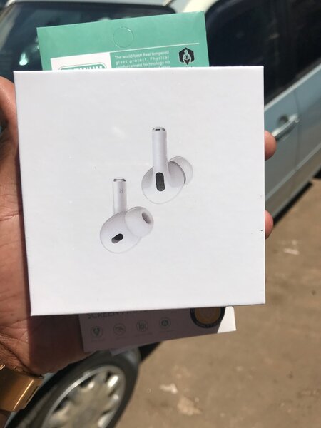 AirPods Pro2 type c charging system 2024