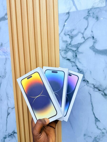 iPhone variés à prix compétitif