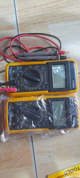 Digital Multimeter DT9205A