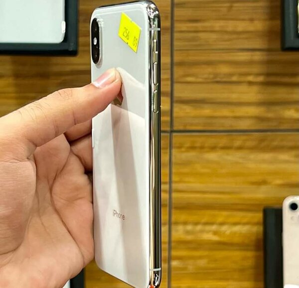 IPHONE XS
