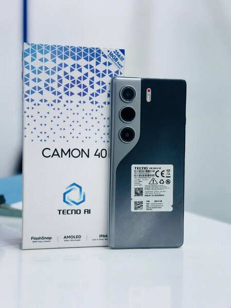 Tecno CAMON 40 Pro