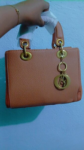 Sac à main en cuir élégante