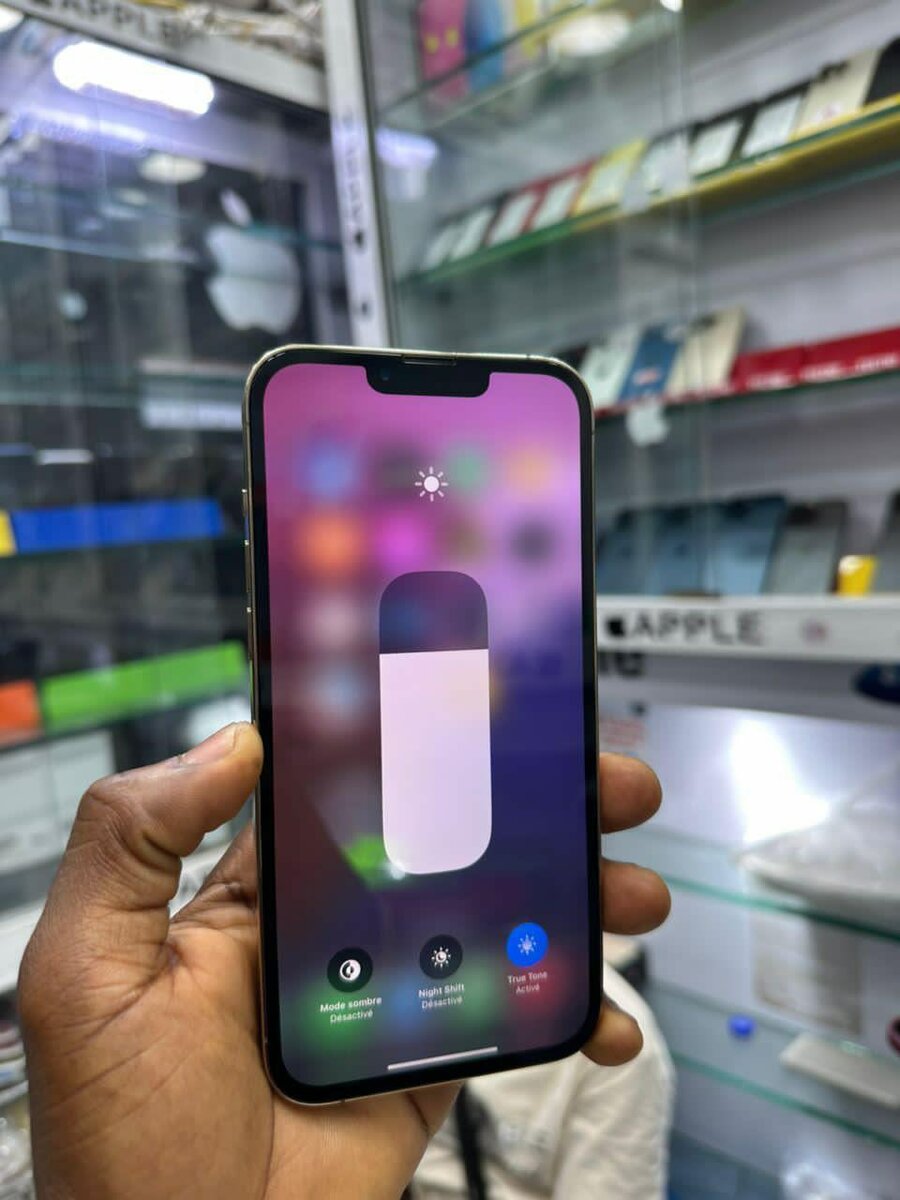 iPhone 12 Pro sans id