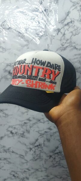 Casquette KOUNTRY blanc/noir