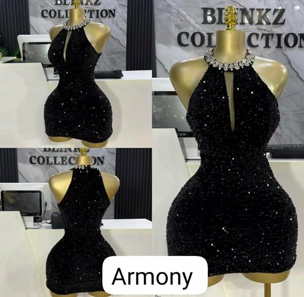 Robe Noire Pailletée Élégante