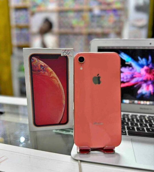 iPhone XR Rouge 64 Go