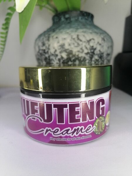 Nufuteng Buttocks and Hips Enlargement cream