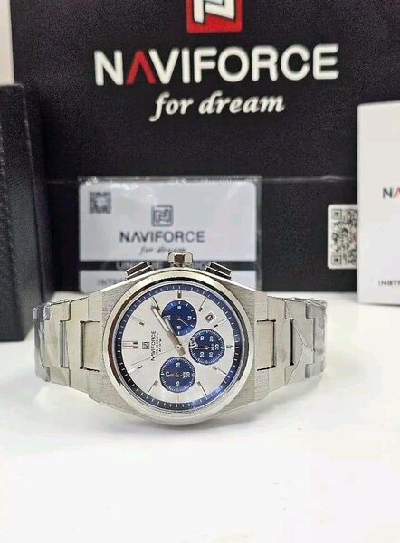 Montre Homme Naviforce Élégante